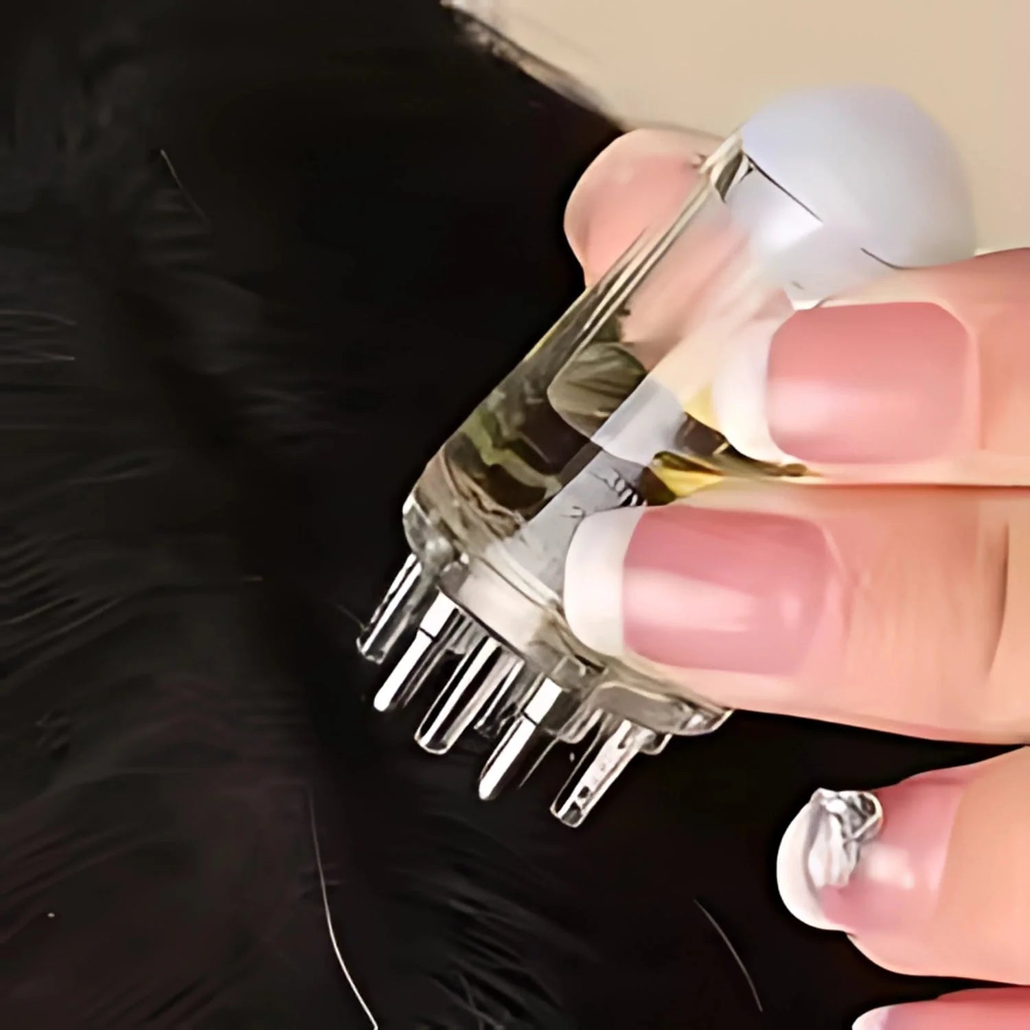 Head Massager &amp; Hair Growth Oil Comb 6ml Scalp Applicator Roller Cyntinostore