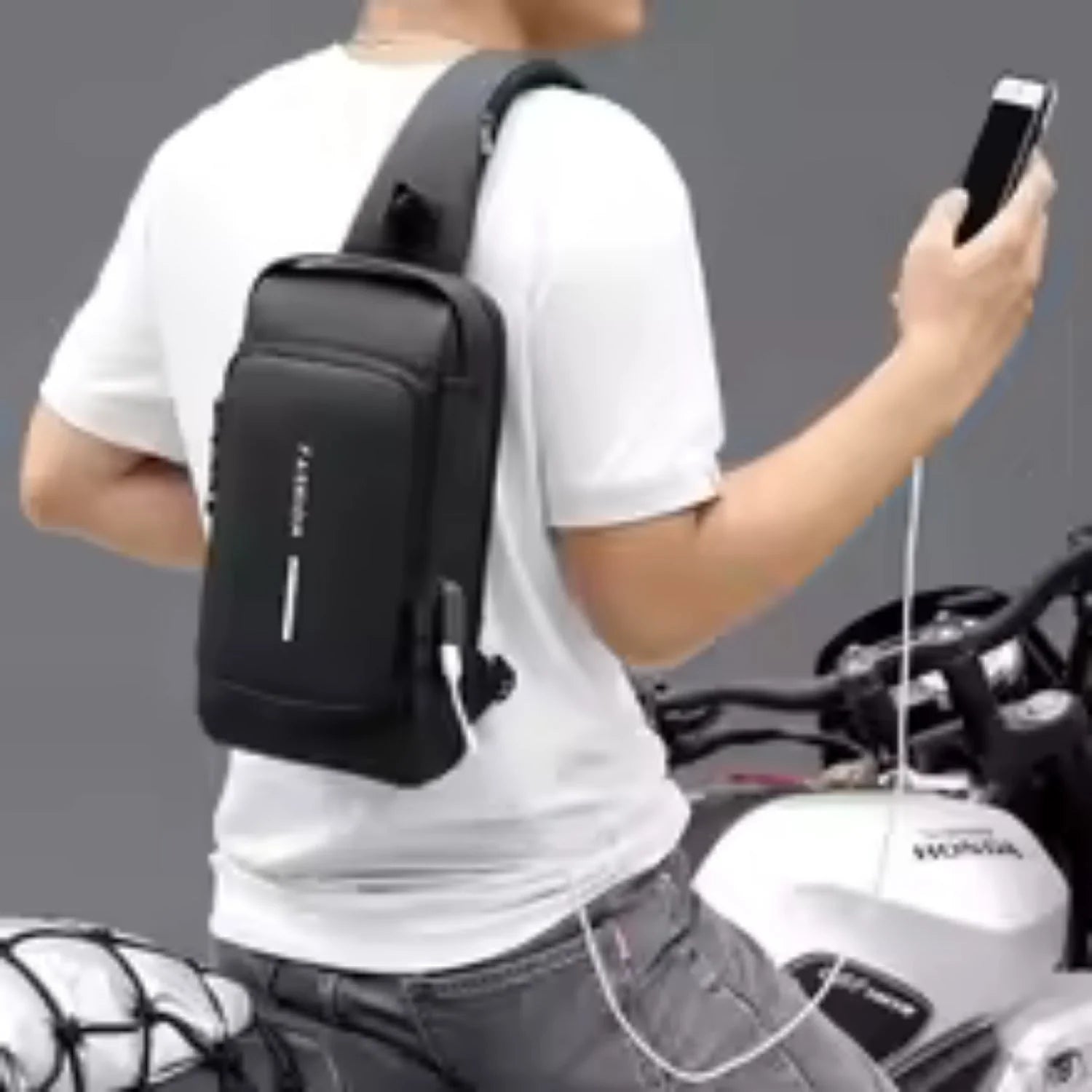 Men’s Anti-Theft Sling Bag Cyntinostore